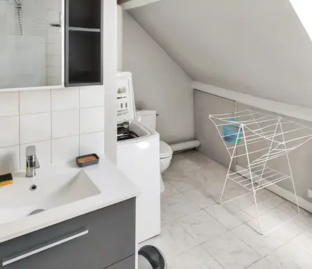 Chaleureuse Maison de Campagne avec Terrasse et Cheminée - Photo 8