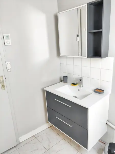 Chaleureuse Maison de Campagne avec Terrasse et Cheminée - Photo 9