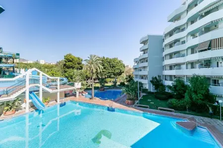 Appartement à Benalmádena, Appartement avec vue sur la mer à Benalmádena, piscine partagée - L1064412