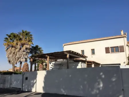 Maison charmante à Agde avec jardin et aire de jeux. - Photo 18