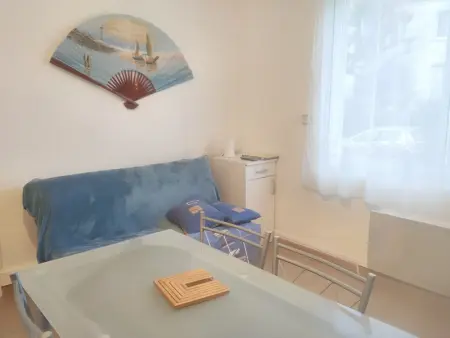 Appartement agréable à Jonzac de 35 m² avec parking privé - Photo 2