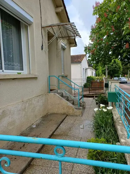 Appartement agréable à Jonzac de 35 m² avec parking privé - Photo 11