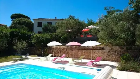 Villa à Chassiers, Villa chaleureuse en sud Ardèche avec piscine privée 200 m² - L1064447