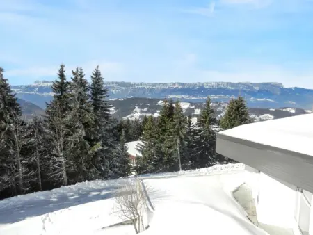 Appartement à Allevard, Appartement spacieux à Allevard - 68 m² avec vue montagne - L1064548