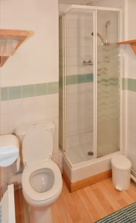 Appartement spacieux à Allevard - 68 m² avec vue montagne - Photo 5