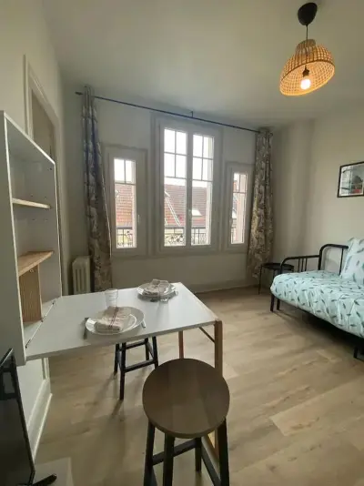 Appartement à Vichy, Appartement charmant à Vichy, cosy, 23 m², près des thermes - L1064556