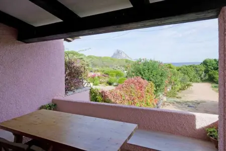 Appartement à Porto Taverna, Maison chaleureuse à Porto Taverna avec accès direct à la plage - L1064559