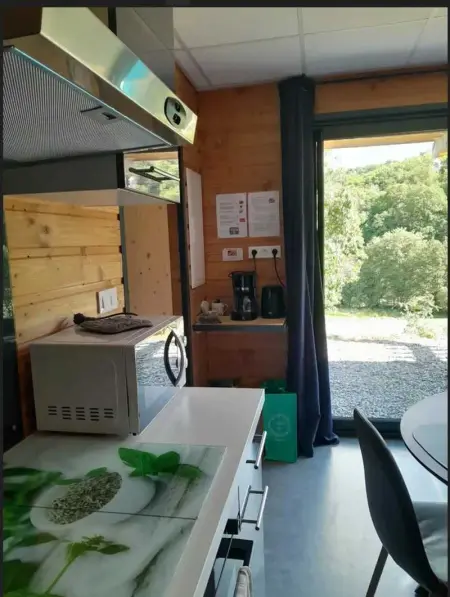 Chalet charmant à Saint-Sylvestre avec jardin 32 m² - Photo 14