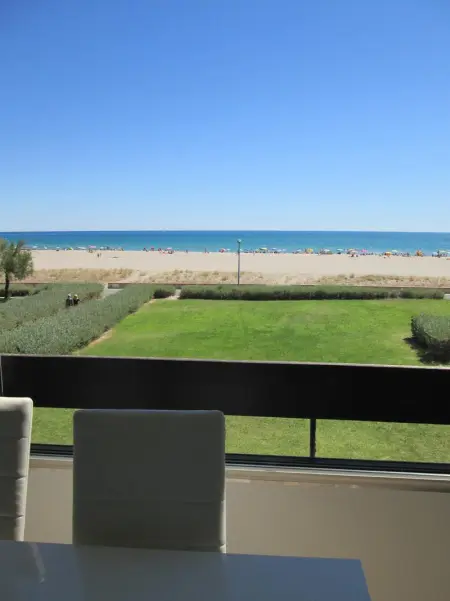 Appartement lumineux à Saint-Cyprien 45 m² vue mer - Photo 4