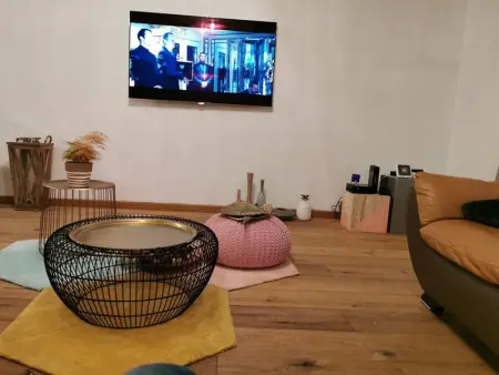 Maison de charme à Frétoy-le-Château avec jardin et jacuzzi - Photo 4