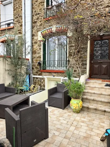 Appartement à Noisy le Sec, Studio charmant à Noisy-le-Sec de 22 m² avec terrasse - L1064625