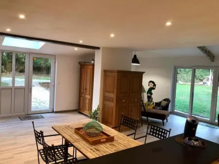 Maison charmante avec piscine privée à Saint-Georges-de-Pointindoux - Photo 5