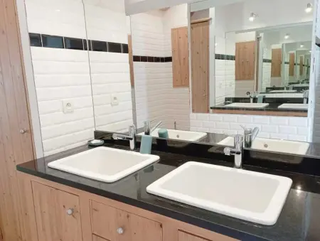 Charmant appartement avec jardin et piscine à La Jarrie - Photo 10