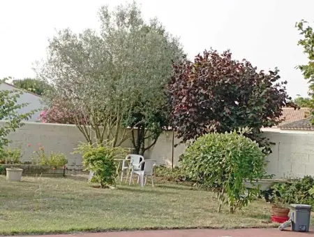 Charmant appartement avec jardin et piscine à La Jarrie - Photo 20