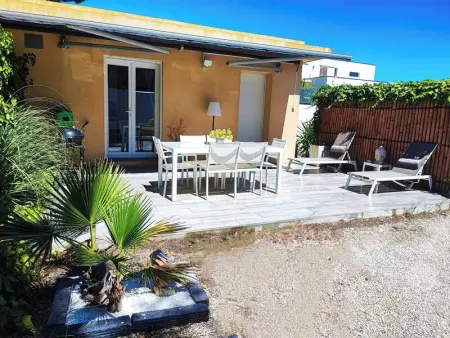 Maison à La Ciotat, Maison confortable à La Ciotat avec terrasse privée - L1064663