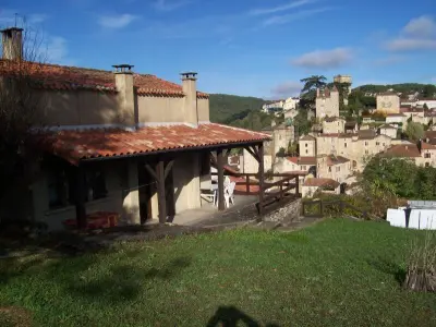 Maison à Puy l'Évêque, Charmante maison à Puy-l'Évêque avec jardin et balcon - L1064675