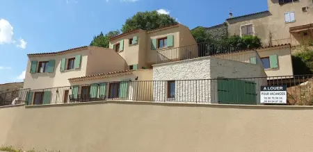 Maison à Esparron de Verdon, Maison Familiale à Esparron-de-Verdon avec Terrasse Privée - L1064711