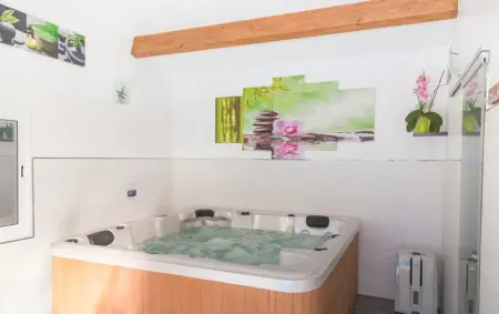 Appartement moderne avec piscine à Plan-d'Aups 55 m² - Spa inclus​ - Photo 2