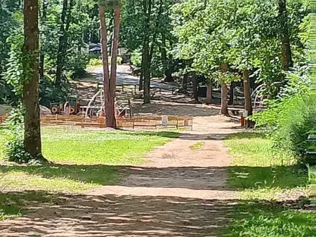 Bungalow charmant avec piscine partagée à Saint-Chéron - Photo 12
