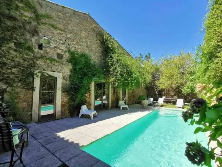 Villa à Pouzols Minervois, Villa spacieuse avec piscine à Pouzols-Minervois - L1064757