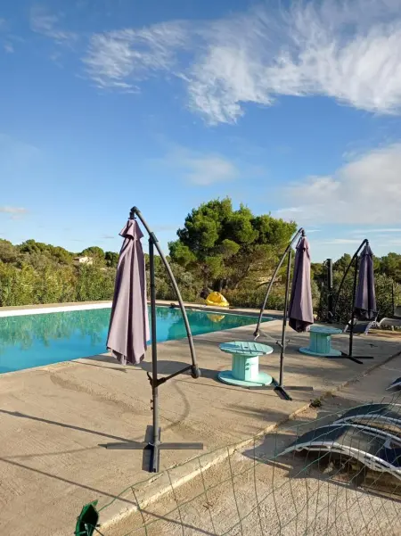 Villa à Mouriès, Villa élégante à Mouriès avec vue sur la montagne et piscine privée - L1064846