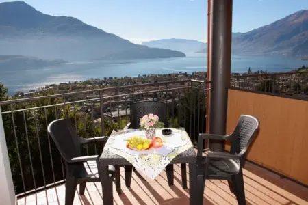 Appartement avec vue sur lac à Vercana, piscine partagée - Photo 8
