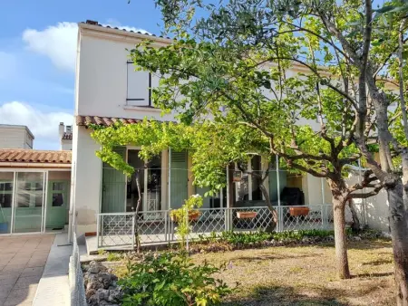 Maison à Monteux, Maison charmante à Monteux avec jardin et équipements complets - L1064908