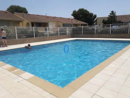 Maison à Gruissan, Maison charmante à Gruissan avec piscine partagée - L1064957