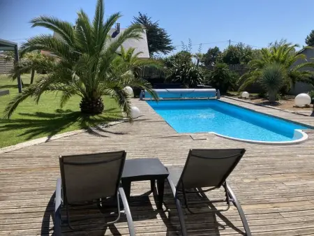 Villa à Bretteville sur Ay, Villa ensoleillée à Bretteville-sur-Ay avec piscine privée - L1065013