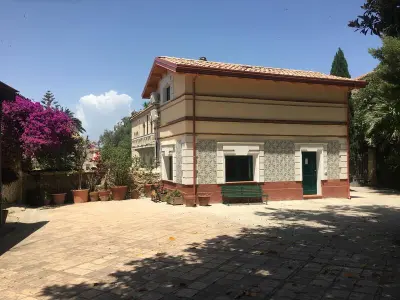 Maison à Crotone, Maison confortable à Crotone, jardin clôturé - L1065055