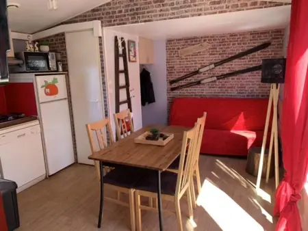 Chalet charmant à Saint-Léger-les-Mélèzes avec vue sur la montagne - Photo 1