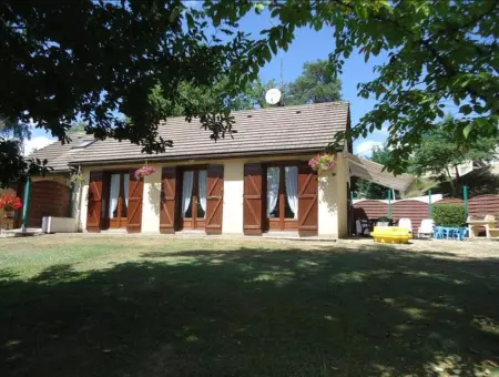 Maison à Marcillac la Croisille, Maison confortable sur jardin clôturé à Marcillac-la-Croisille - L1065093