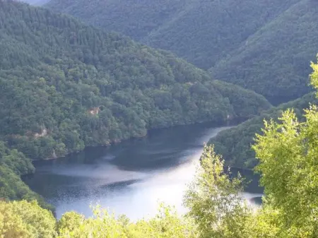 Maison confortable sur jardin clôturé à Marcillac-la-Croisille - Photo 12