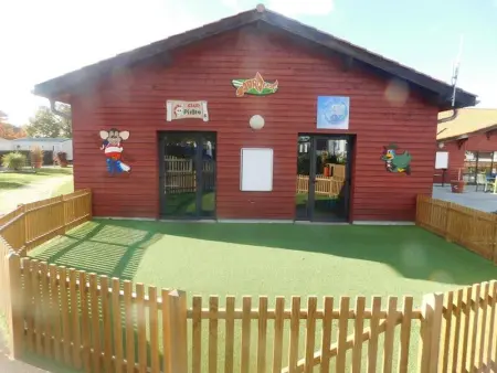 Bungalow confort Gastes + Piscine, Bungalow 8 personnes à Gastes - Photo 11