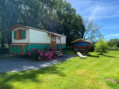 Bungalow à Saint Pardoux, Bungalow confortable à Saint-Pardoux avec piscine partagée - L1065211