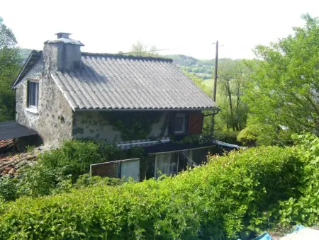 Maison à Vezac, Maison de charme à Vezac avec vue sur la montagne - L1065220