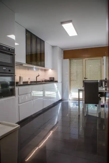 Villa élégante à Porto avec piscine et jacuzzi - Photo 14