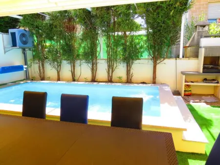 Villa élégante à Porto avec piscine et jacuzzi - Photo 36