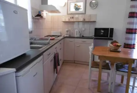 Appartement à Cassen, Appartement charmant à Cassen avec parking inclus – 35 m² - L1065353