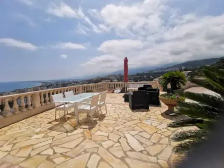 Appartement Vue Mer à Bastia, terrasse et piscine privée. - Photo 7