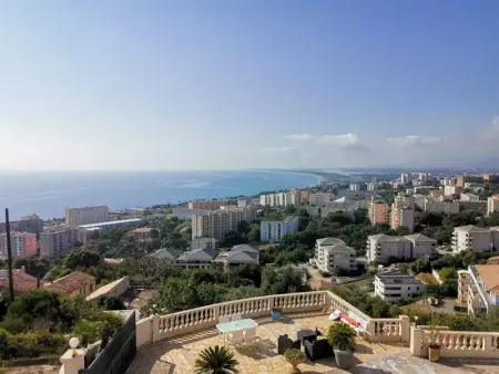 Appartement Vue Mer à Bastia, terrasse et piscine privée. - Photo 26