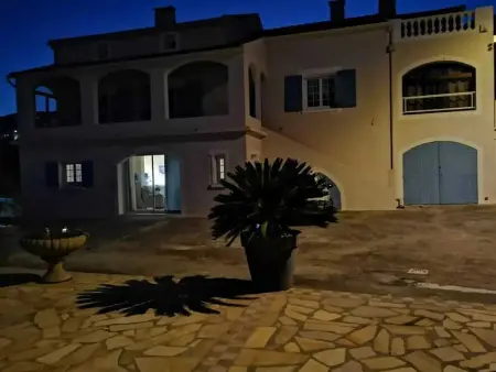 Appartement Vue Mer à Bastia, terrasse et piscine privée. - Photo 38