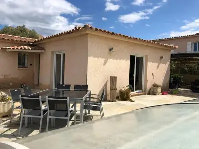 Villa à Monticello, Villa spacieuse à Monticello avec piscine privée - L1065409