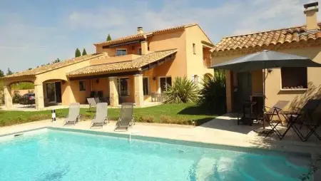 Villa spacieuse à Cavaillon avec piscine privée - Photo 1
