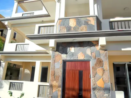 Studio cosy à Trou-aux-Biches 35 m² avec balcon joli jardin - Photo 16