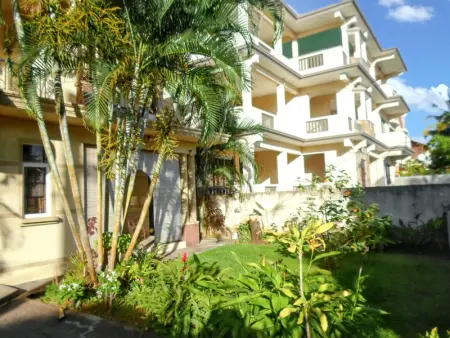 Studio cosy à Trou-aux-Biches 35 m² avec balcon joli jardin - Photo 17