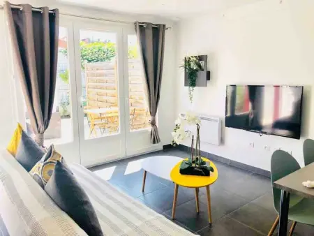 Appartement à Vitry sur Seine, Appartement cosy à Vitry-sur-Seine 45 m² avec jardin privé.lyeum - L1065455