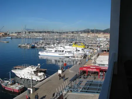 Appartement cosy à Toulon avec vue sur la mer - 80 m² - Photo 11
