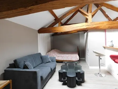 Maison accueillante à Mouterre-Silly avec jardin et cheminée - Photo 10