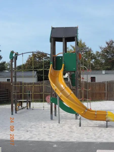 Bungalow Confort Gastes Jacuzzi, Bungalow 6 personnes à Gastes - Photo 16